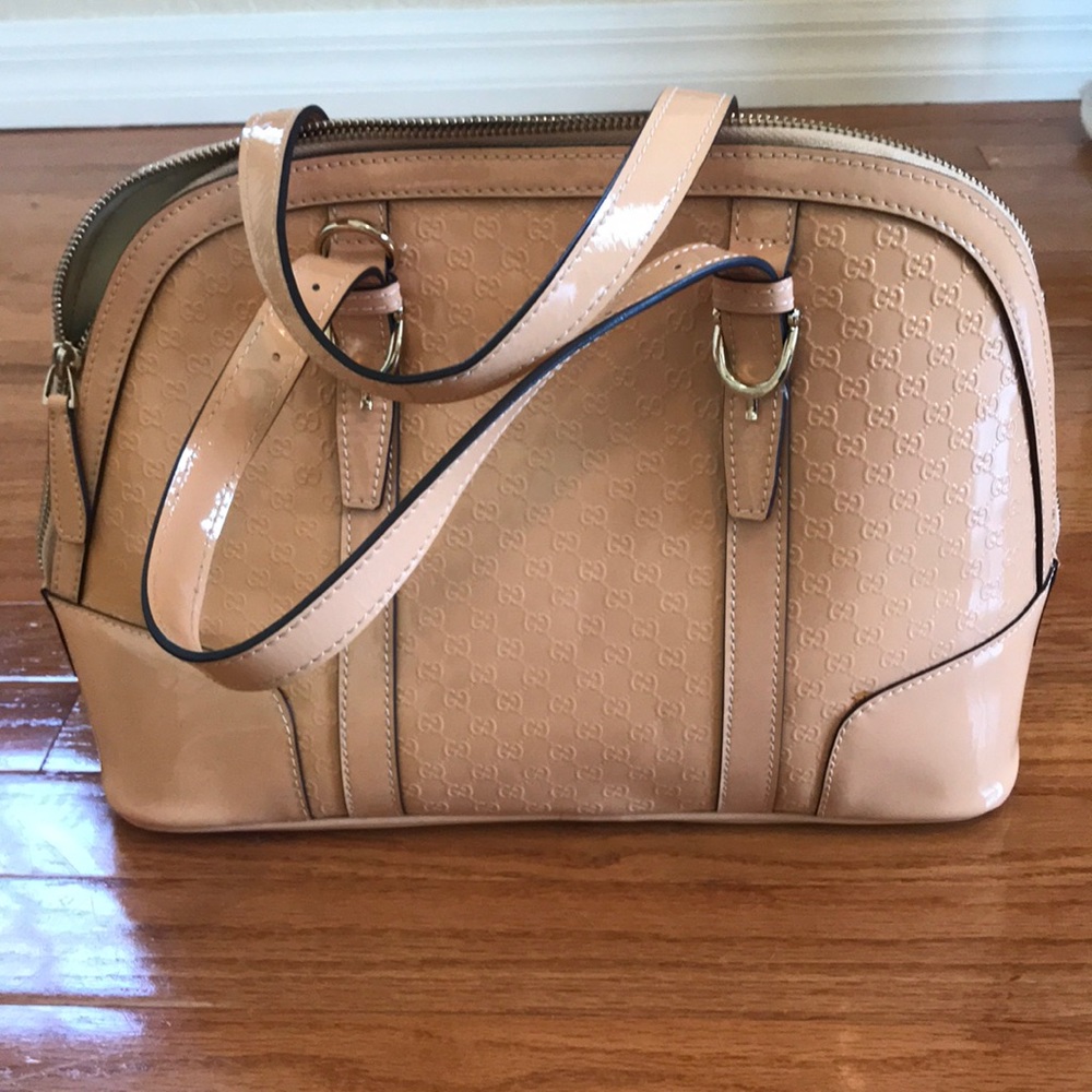 Gucci leather handbag